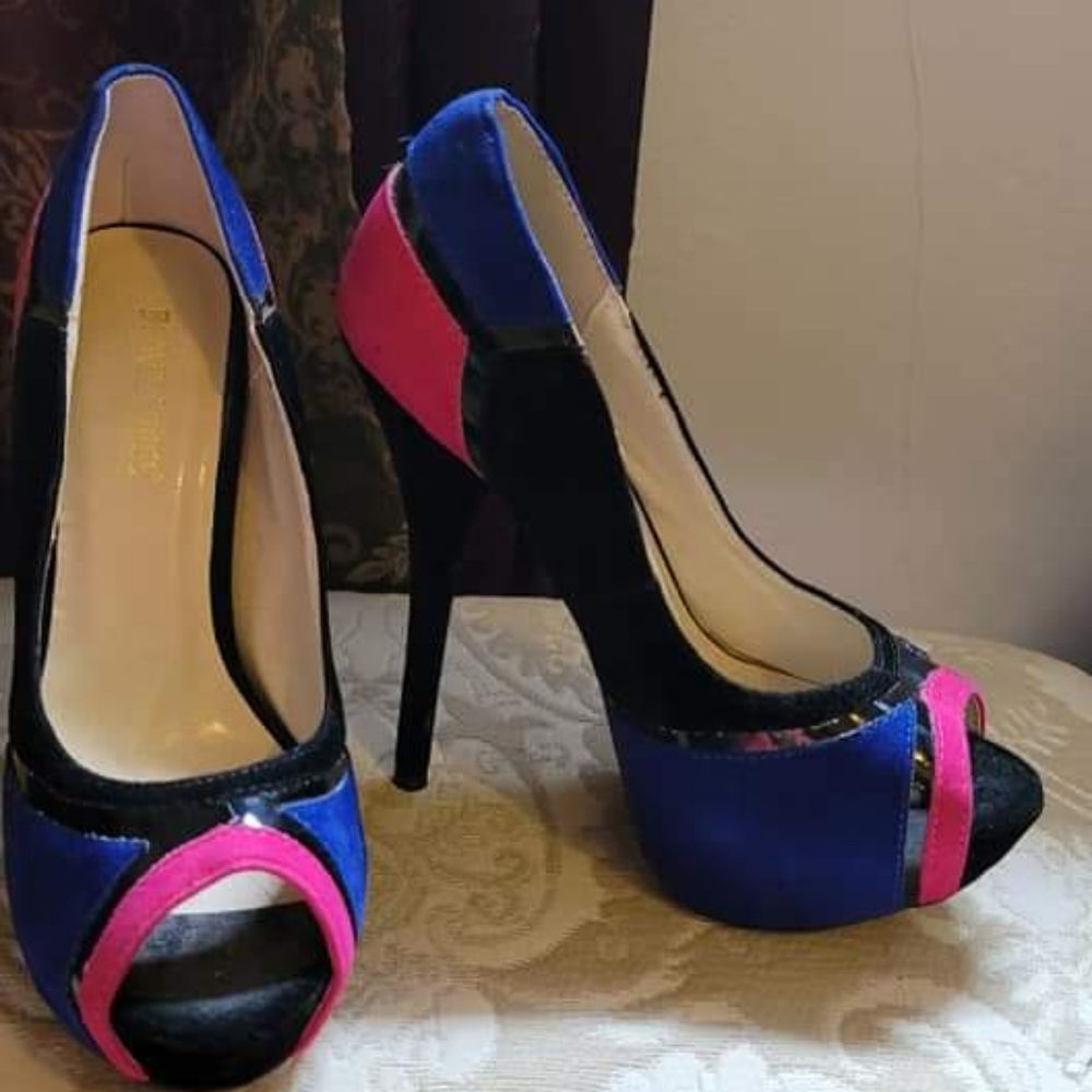 Never worn